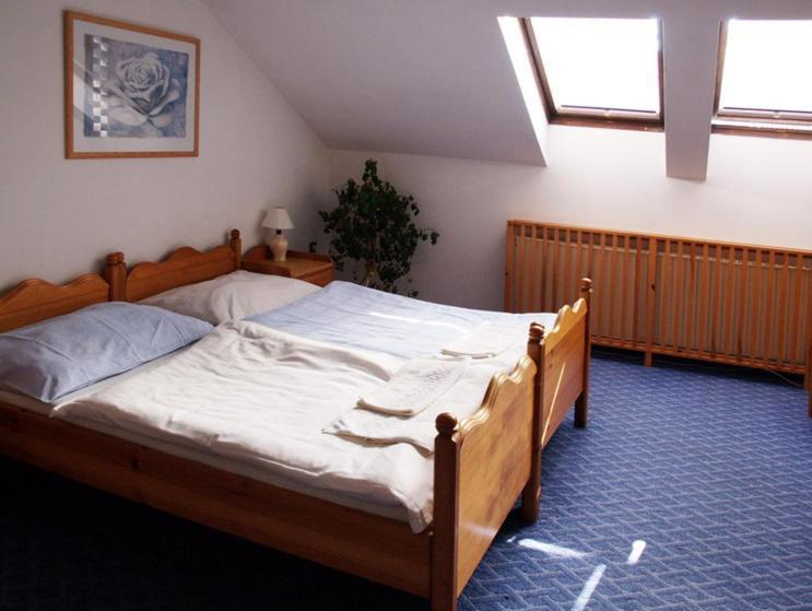 Hotel Solaster Garni Třebíč Dış mekan fotoğraf