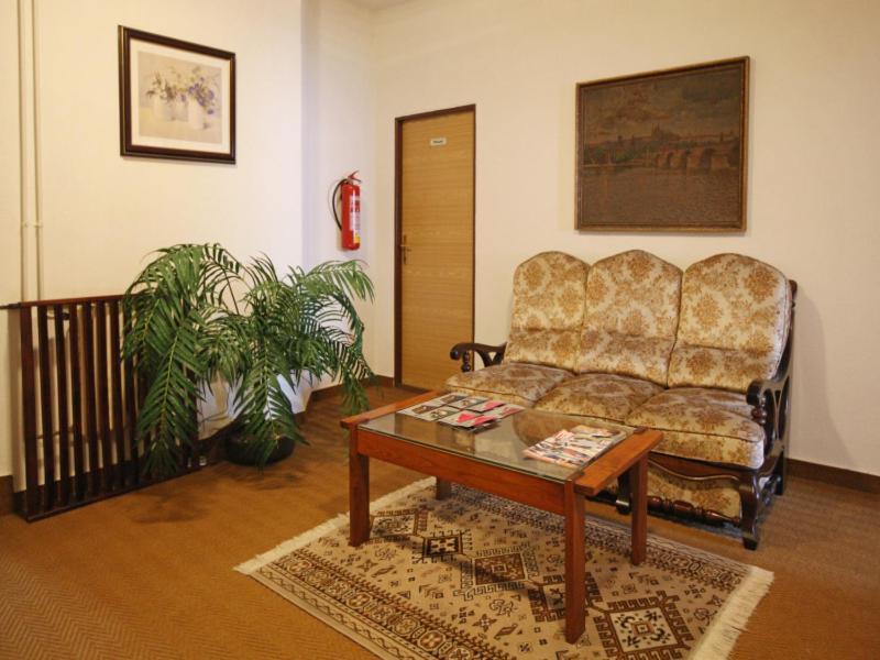Hotel Solaster Garni Třebíč Dış mekan fotoğraf